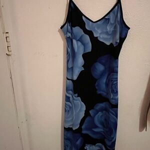 Elegant Blue Floral Maxi Dress